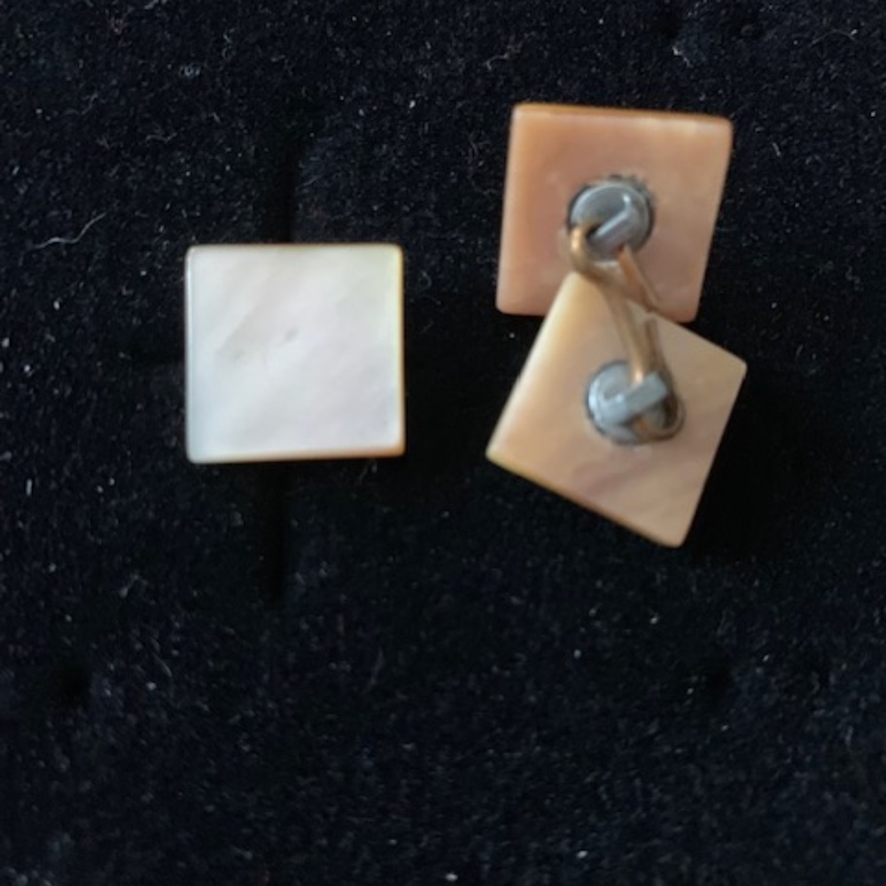 Mother of pearl women’s cufflinks